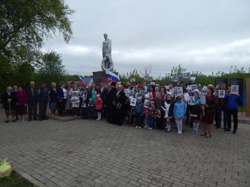 Митинг у памятника "Воинам-односельчанам"